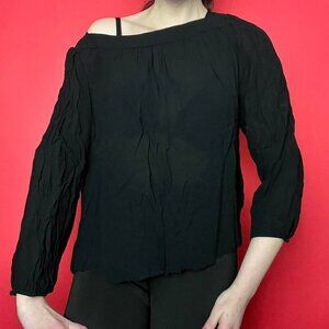 Wilfred / Flowy sheer black mid sleeve  top🖤🖤​​​​​​​